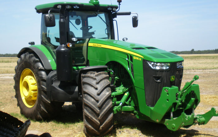Трактор john deere