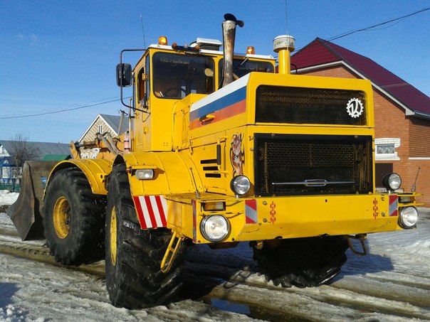 К-700 "горбатый": технические характеристики