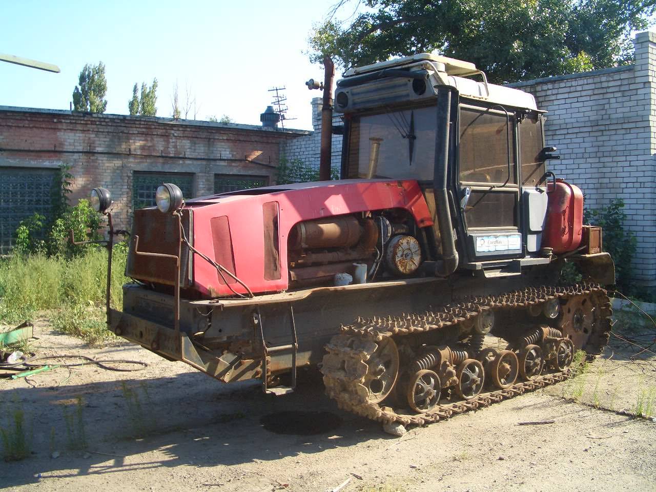 Трактор бт-150: технические характеристики