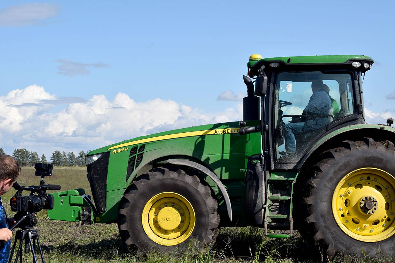 Трактор John Deere 8335 R технические характеристики