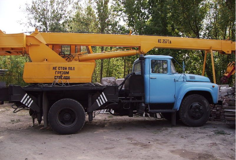 Зил 130 автокран тюнинг: особенности и преимущества