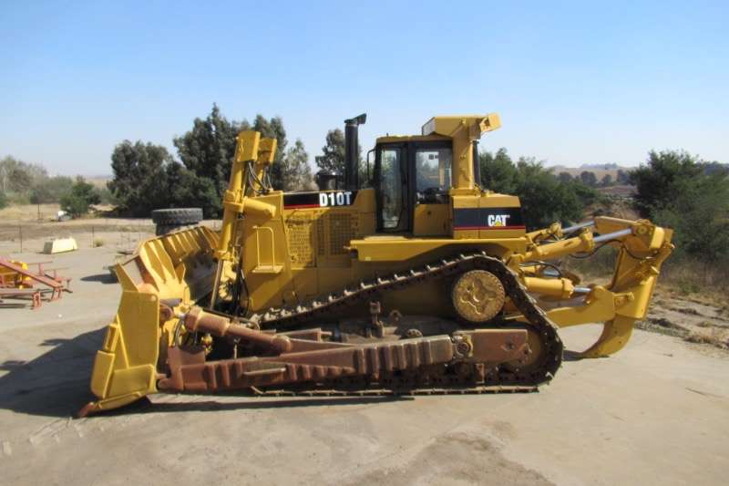 Бульдозер Cat d10t2. D6g2 бульдозер Caterpillar. Бульдозер мощностью 59 КВТ 80 Л.С. Навесное оборудование бульдозера кат d10.