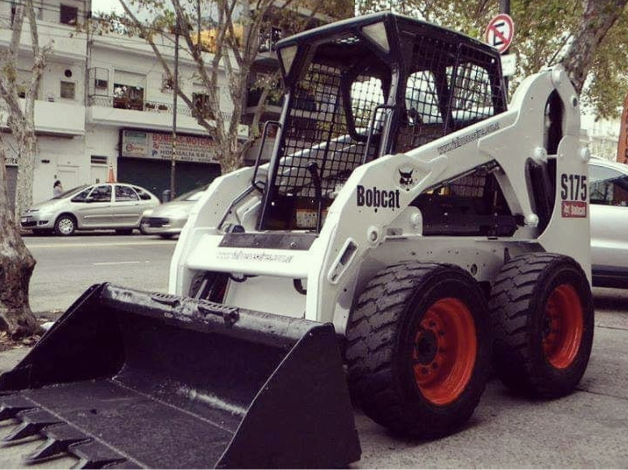 Аналоги бобкэт. Китайский бобкэт. заправочный объёмы бобкет s175. bobcat s70 ширина ковша.