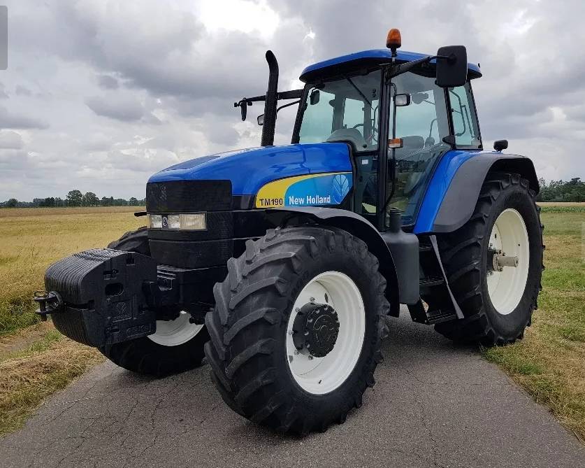 New holland row-crop tm140  specs & features - tractors facts