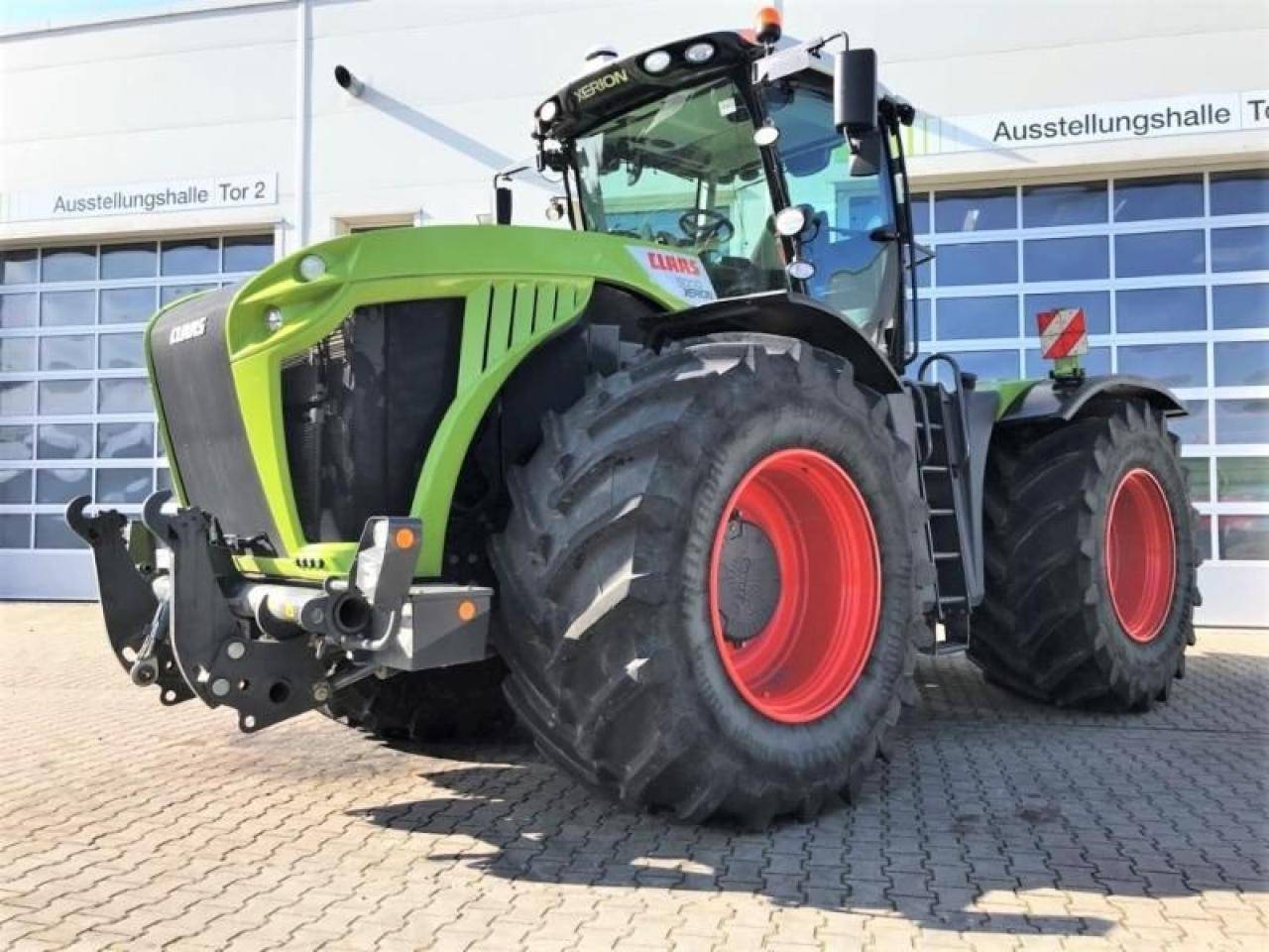 Claas xerion 5000 4wd tractor price, specs, review 2023