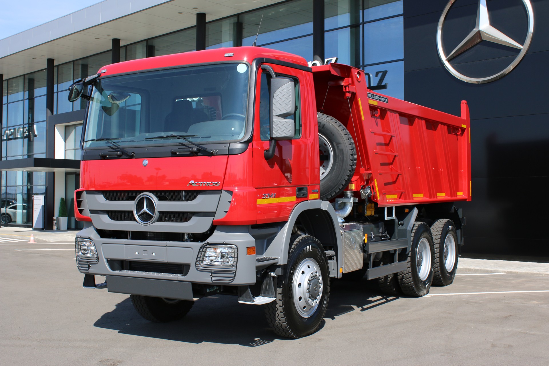 Камаз проводит испытания перспективного грузовика с кабиной от mercedes actros (фото, видео)
