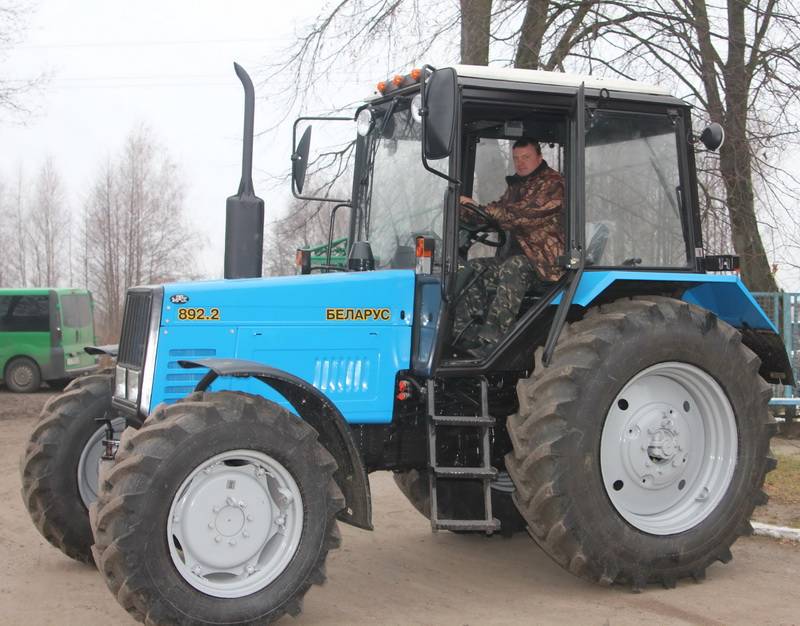 Трактор мтз 892 (беларус): производитель, устройство, технические характеристики, фото и видео